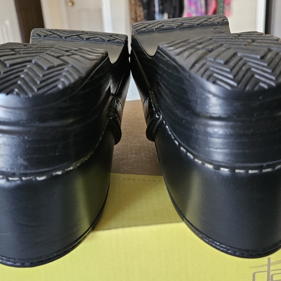 Dansko Black Leather Professional Clogs - Picture 5 of 8